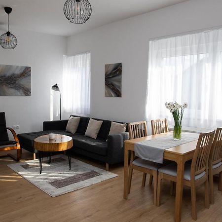 Apartman Ena Bjelovar Bagian luar foto