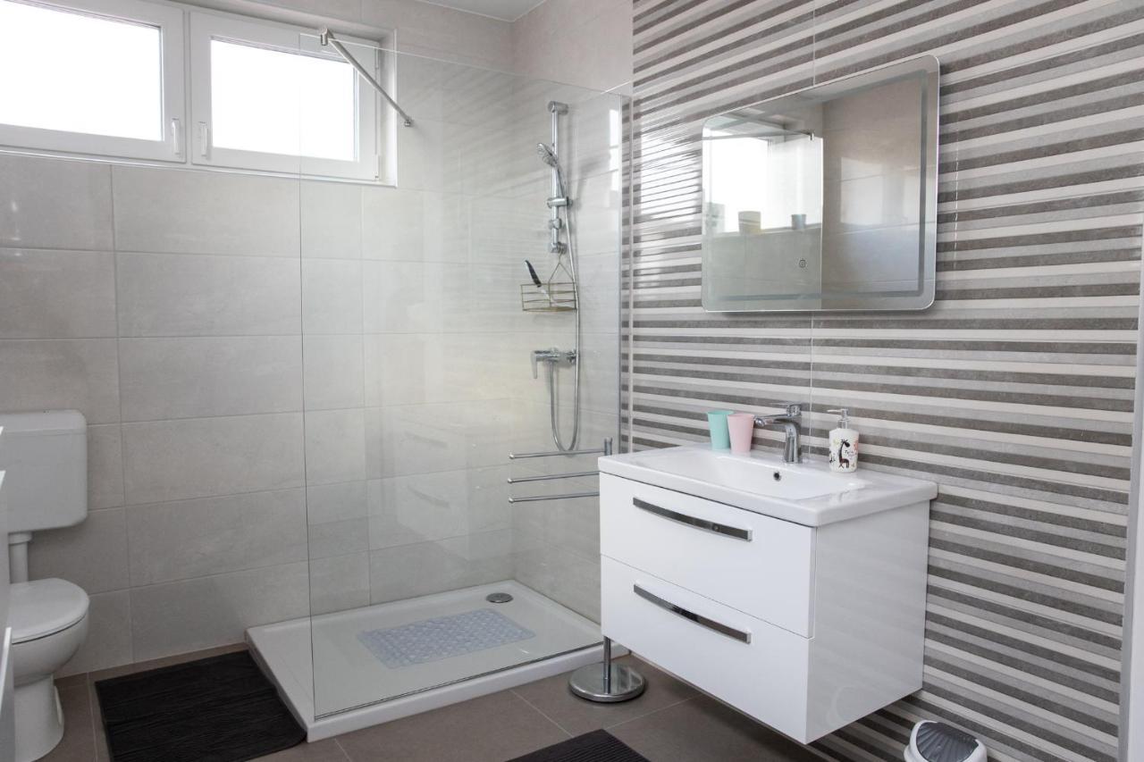 Apartman Ena Bjelovar Bagian luar foto