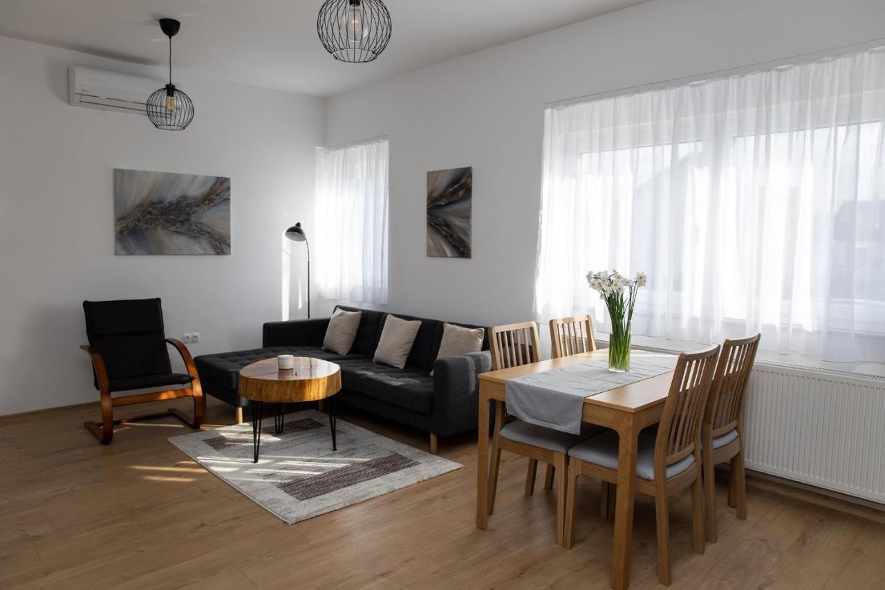 Apartman Ena Bjelovar Bagian luar foto