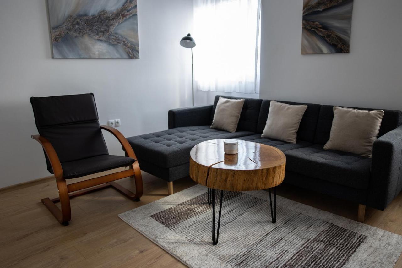 Apartman Ena Bjelovar Bagian luar foto